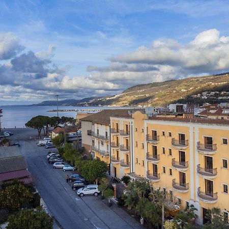 Hotel Cala Del Porto Вибо Валентия Марина Экстерьер фото