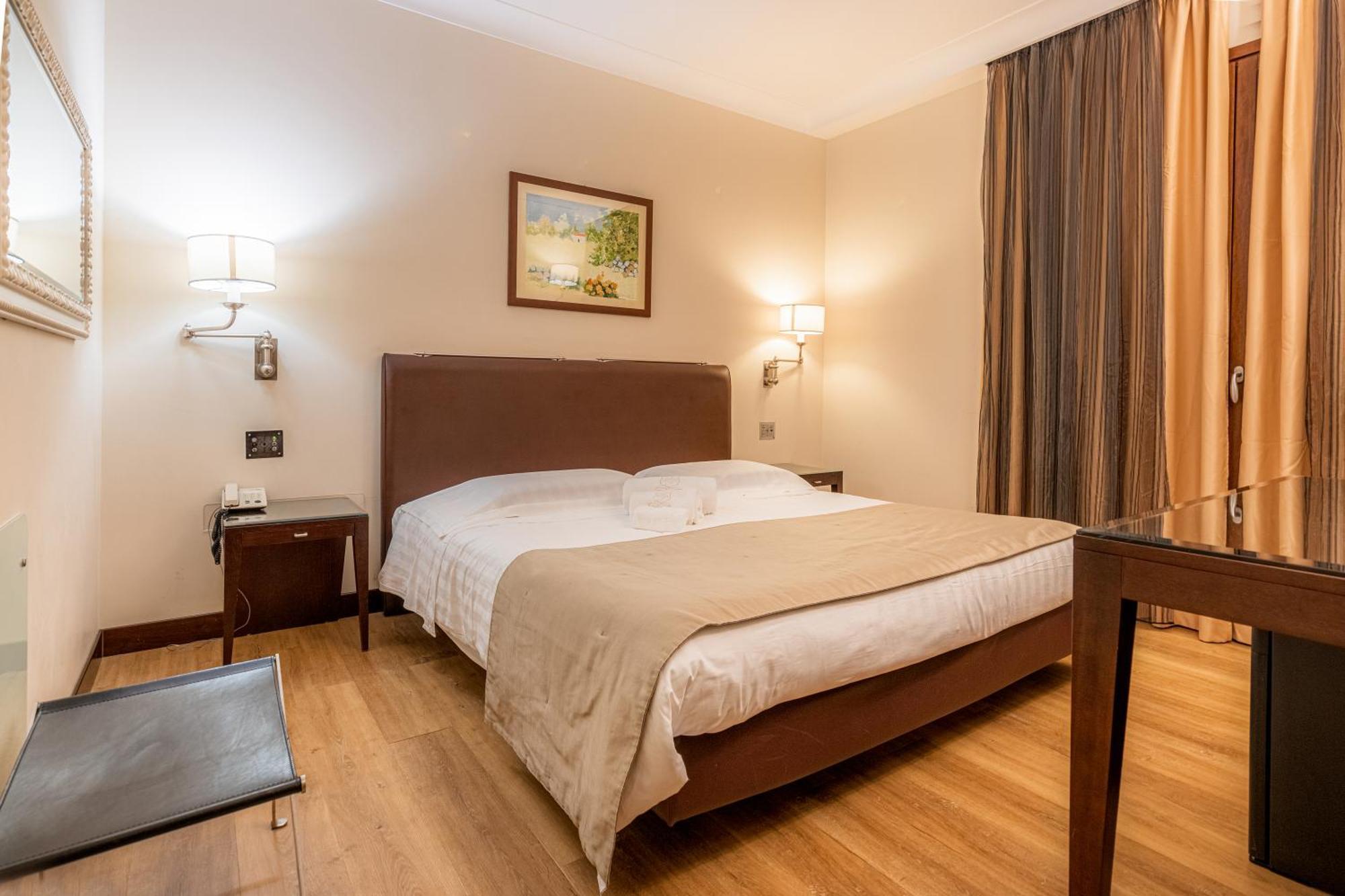 Hotel Cala Del Porto Вибо Валентия Марина Экстерьер фото
