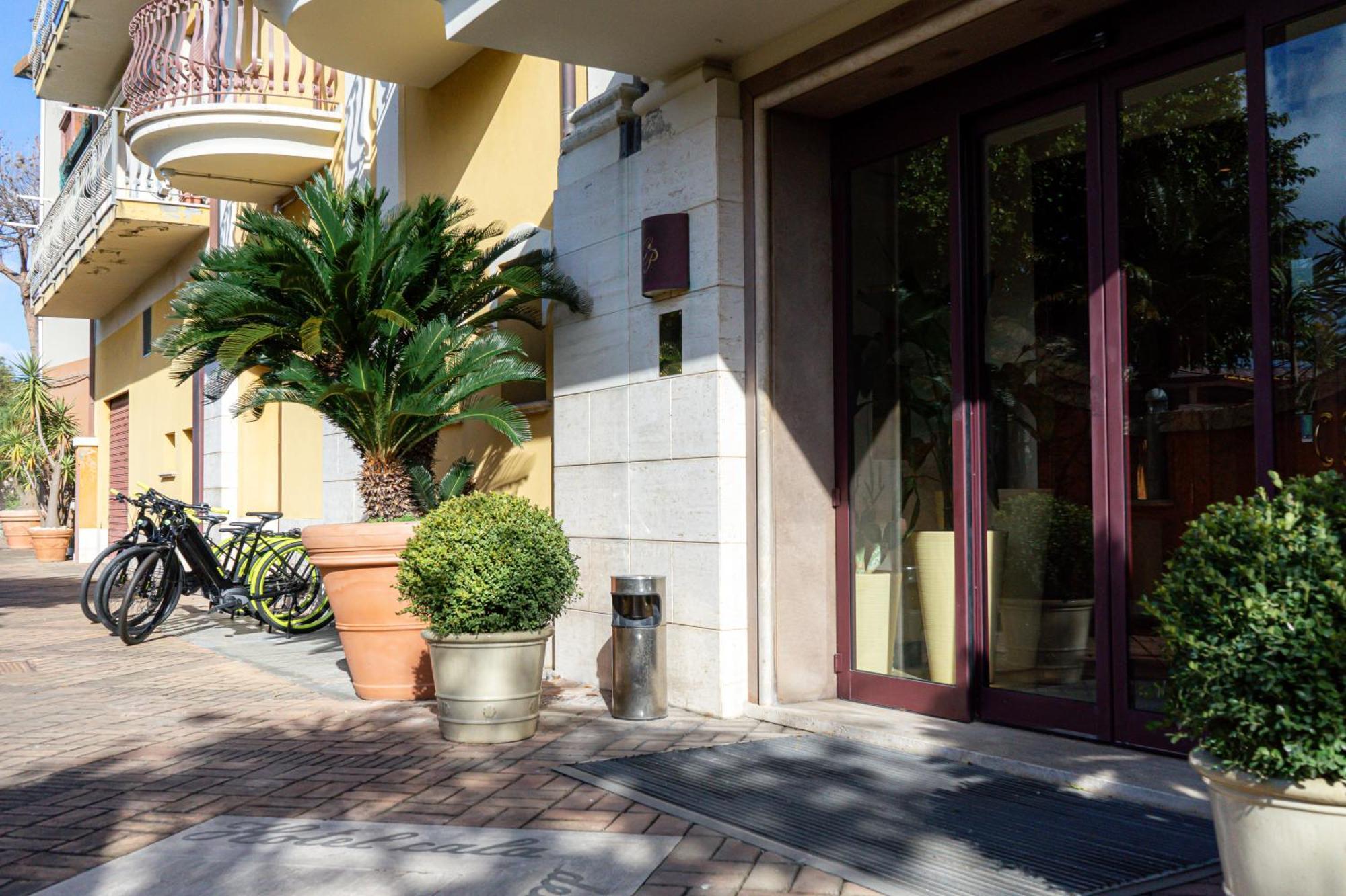 Hotel Cala Del Porto Вибо Валентия Марина Экстерьер фото