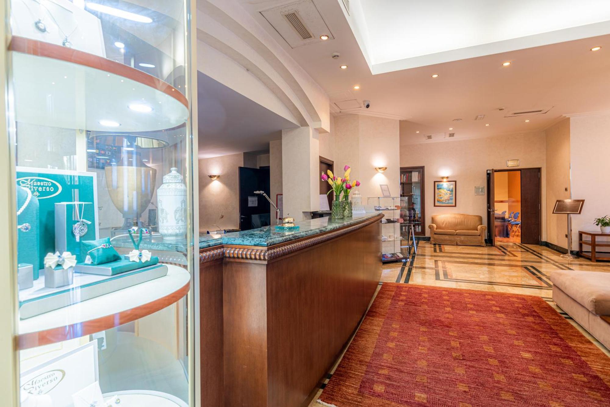 Hotel Cala Del Porto Вибо Валентия Марина Экстерьер фото