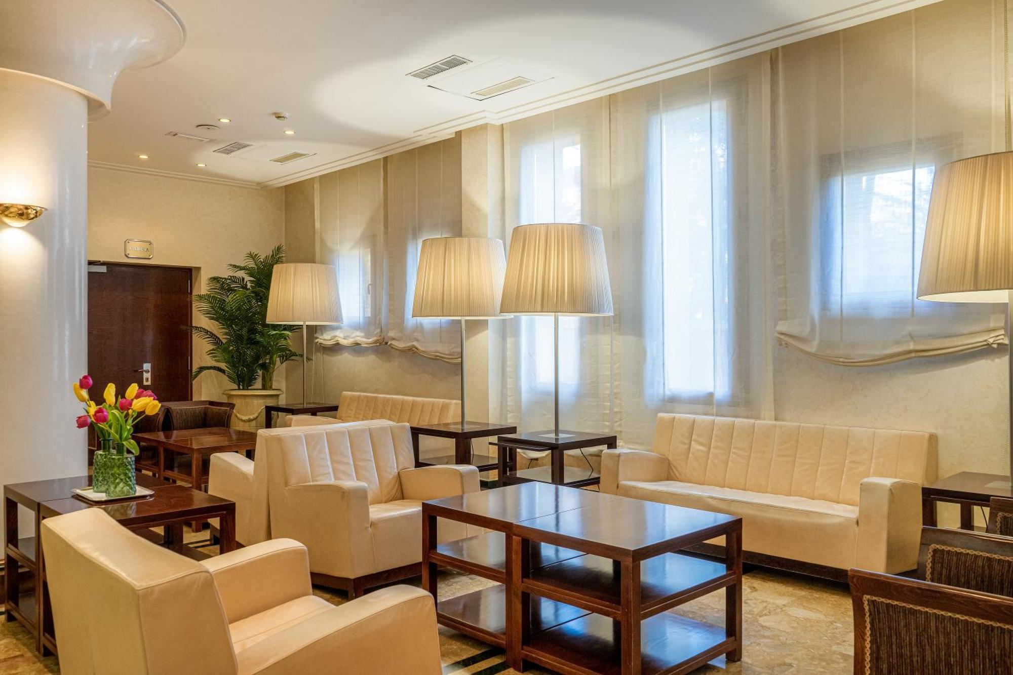 Hotel Cala Del Porto Вибо Валентия Марина Экстерьер фото